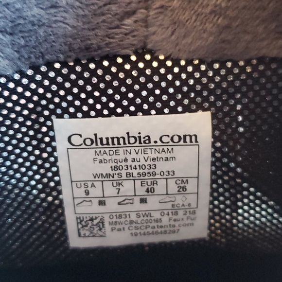 Columbia boots NWOT - Picture 3 of 3